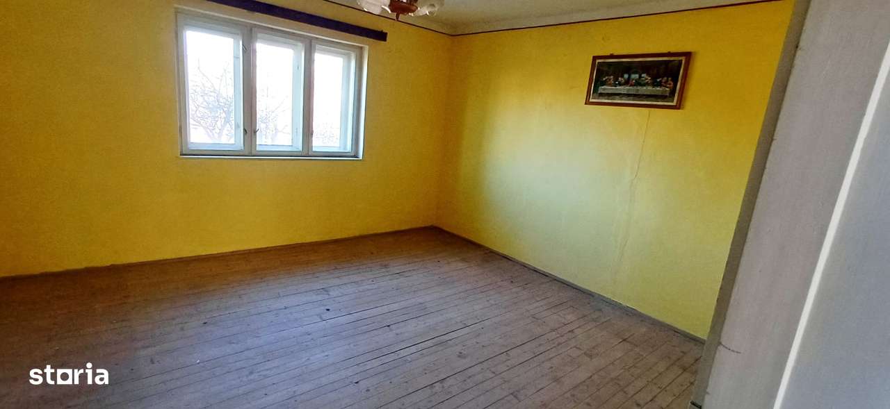 Sasar, casa 11 ari teren-5