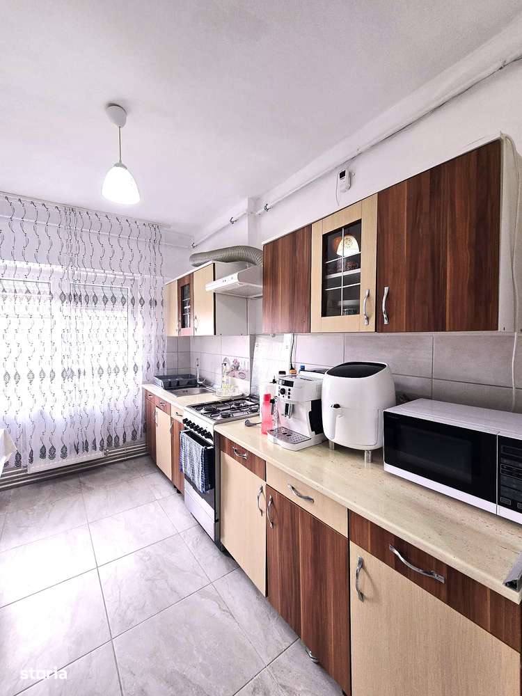 Apartament 2 camere decomandat | Micro 16 | Str Brandusa-1