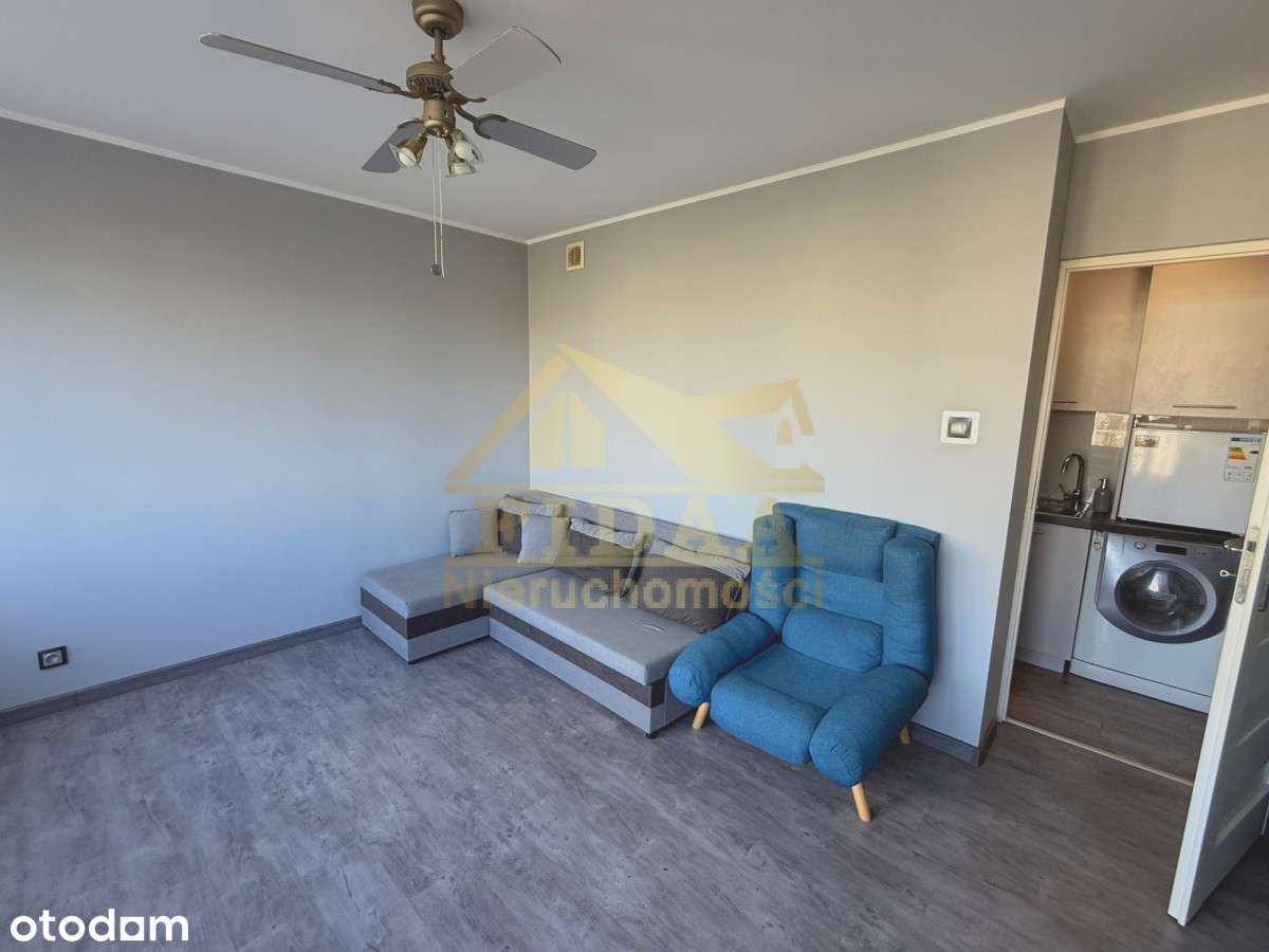 Metro Politechnika tuż przy bloku - Pełny obrazek: 1/9