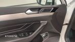 Volkswagen Passat Variant 2.0 TDI SCR DSG Highline - 11