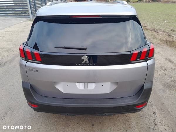 Peugeot 5008 - 4