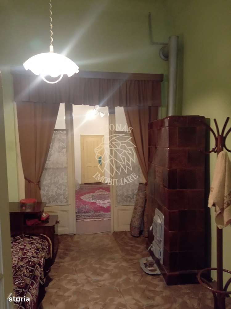 Apartament 3 camere 69 mp+pivnita si parcare-Ultracentral- Investitie - Imagine principală: 2/5