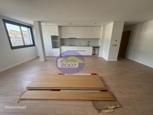 Apartamento T3 em Nogueira da Regedoura - Grande imagem: 2/19