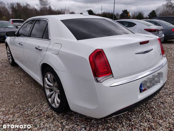 Chrysler 300C - 5