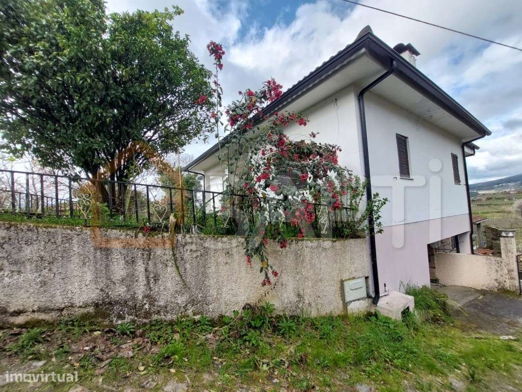 Moradia T2, com possibilidade de ser transformada em T3 - Grande imagem: 5/27