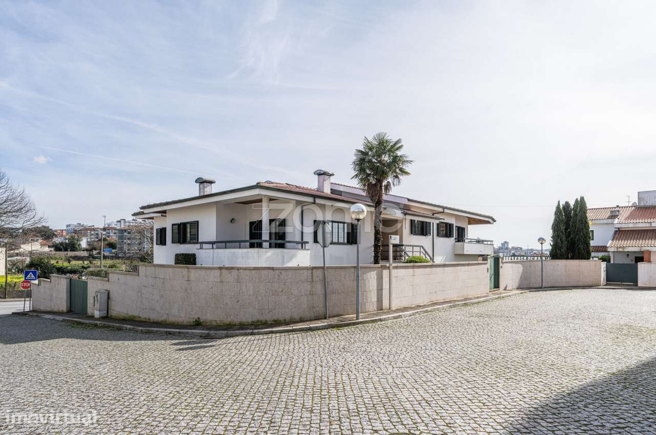 Moradia de luxo T4 - Maia - Grande imagem: 5/51
