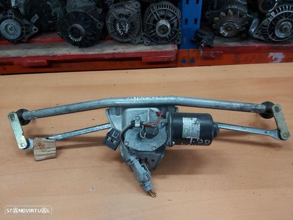 Motor limpa para brisas Renault Kangoo 1.9D - 1