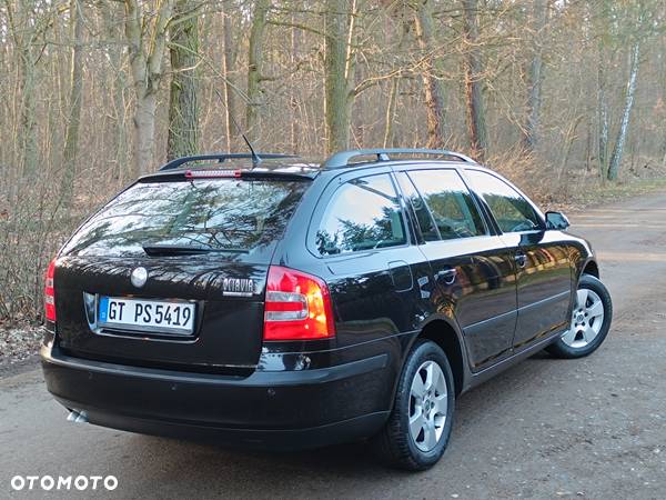 Skoda Octavia 2.0 TDI Ambiente - 19