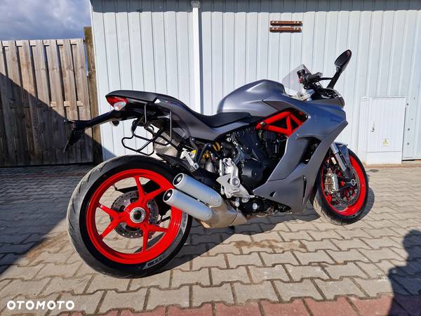 Ducati SuperSport - 11