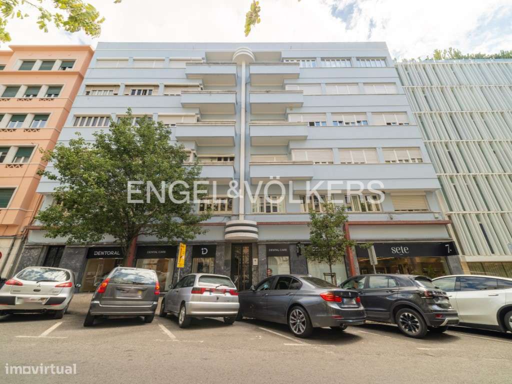 Apartamento T3+1 com Terraço Ajardinado na Avenida da Liberdade-31