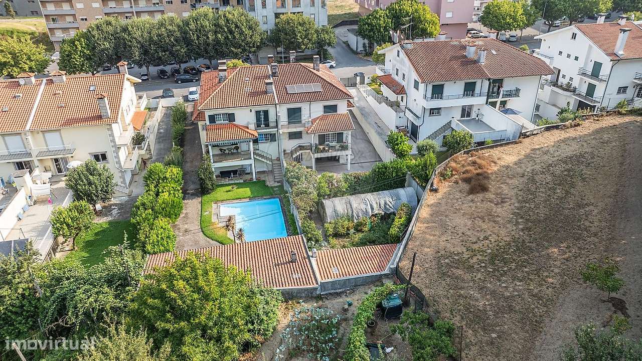 Moradia T4 para venda - Grande imagem: 2/43