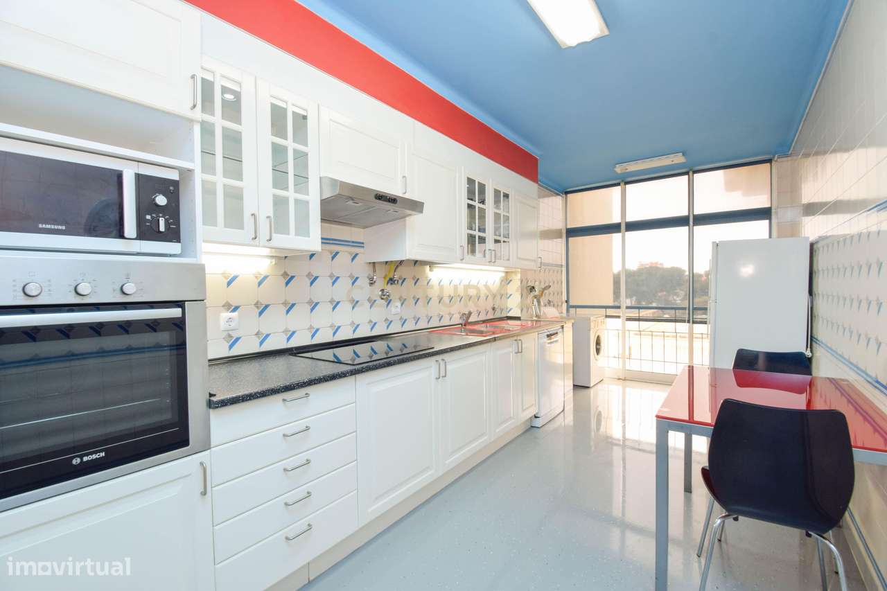 T2 com varanda, garagem e arrecadação – Cascais | Rua João Infante-24