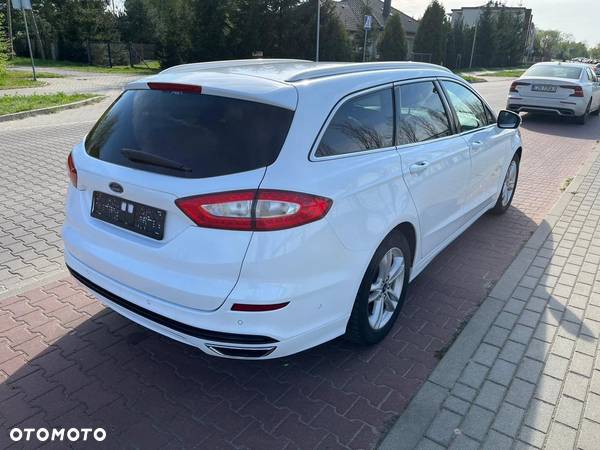 Ford Mondeo 2.0 TDCi Start-Stopp PowerShift-Aut Titanium - 4