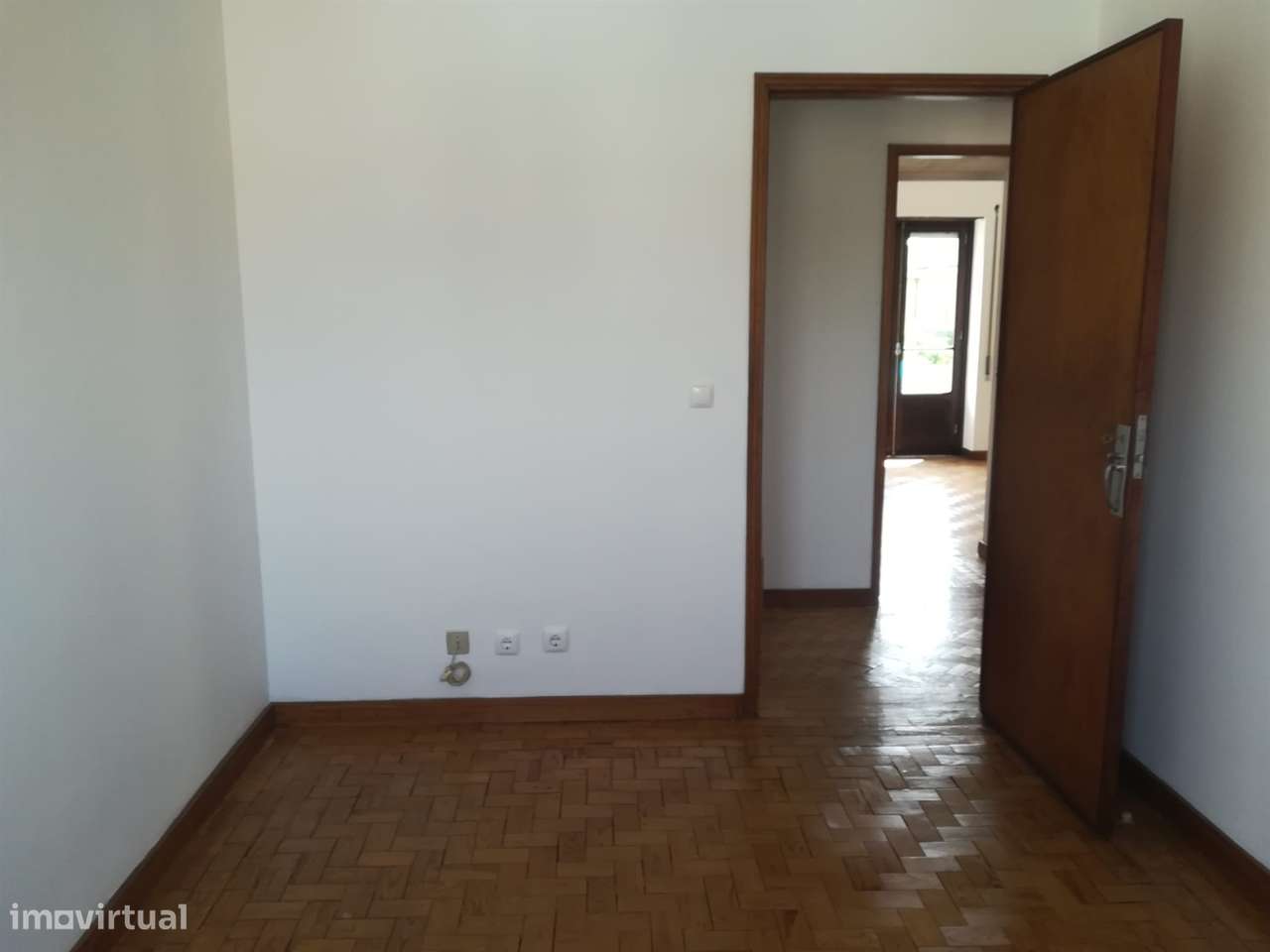 Apartamento T4 - Bairro Norton de Matos - Coimbra/Venda-39