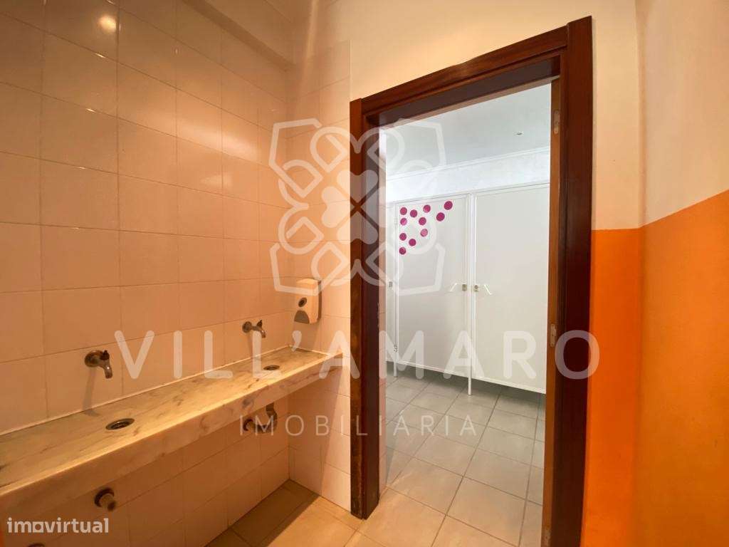 Moradia unifamiliar, centro Venda do Pinheiro, 2 pisos, jardim e lo...-11