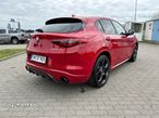 Alfa Romeo Stelvio - 7