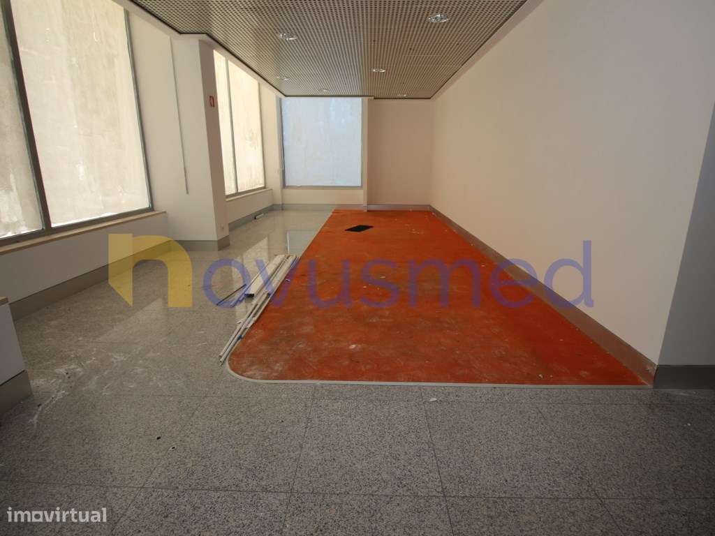 Algarve, Loja para comércio ou serviços, centro Armação de Pêra, pa... - Grande imagem: 4/14