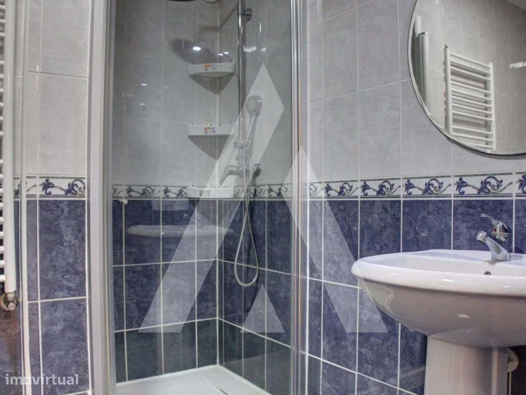 Apartamento T3 Oliveira do bairro-23