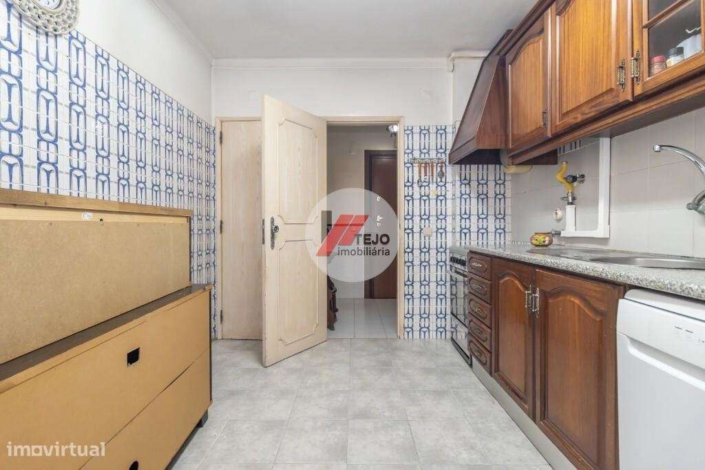 Venda I Apartamento I 70 m I Qta da Lomba-4