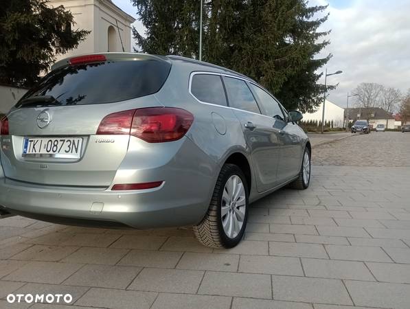 Opel Astra 1.4 Turbo Cosmo - 15