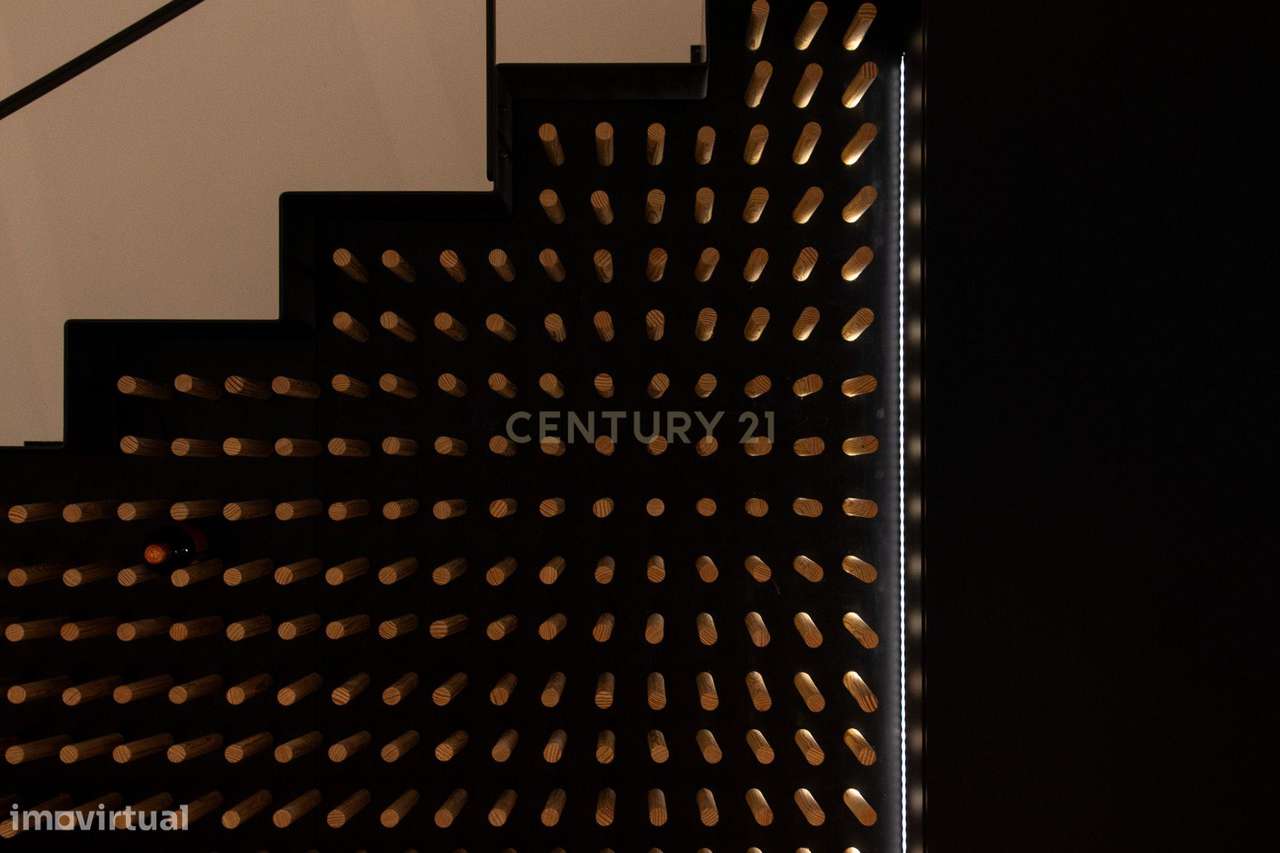 MORADIA T3 NO CORAÇÃO DE MAFRA – ESPAÇO, LUZ E SOFISTICAÇÃO-14