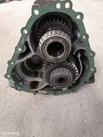 Torsen Reduktor Mechanizm Skrzyni Biegów Audi VW 1071137028 6HP19 - 9