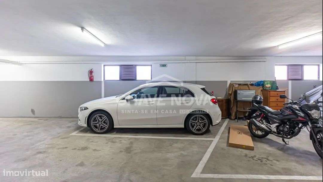 Apartamento T2+1 c/Varanda e Lug. Garagem | Oliveira do Douro-13