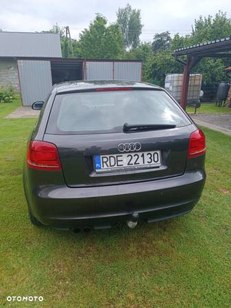 Audi A3 1.8 TFSI Ambiente - 3