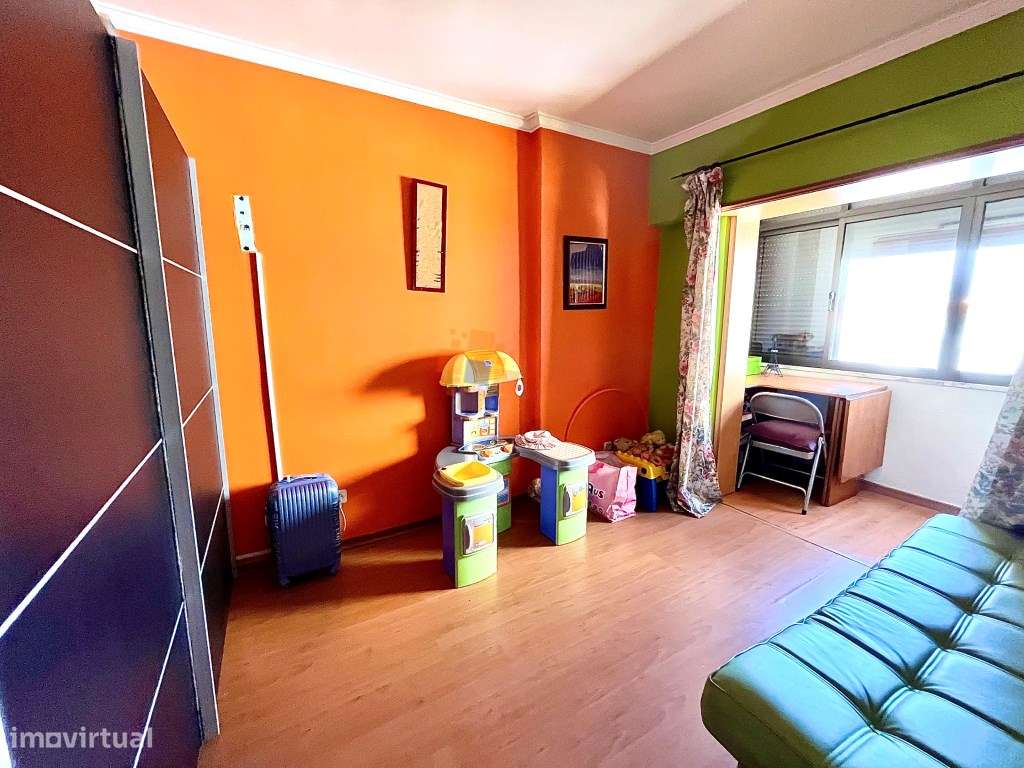 Apartamento T3 no coração do Feijó-20