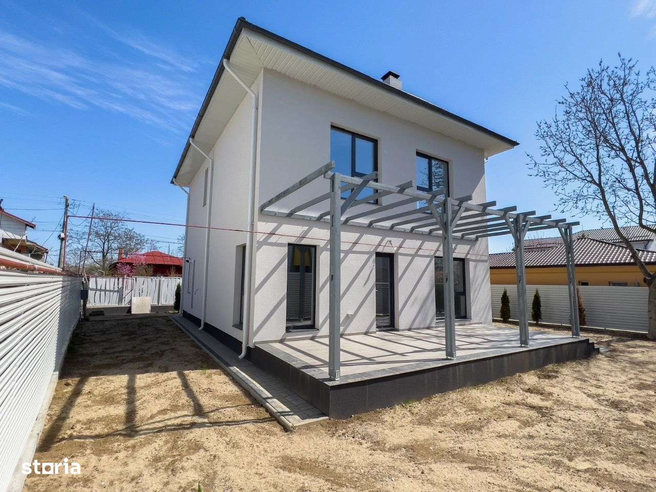 Individuala 146m2 utili, 450 curte, CENTRAL Tunari, 0% comision - Imagine principală: 2/20