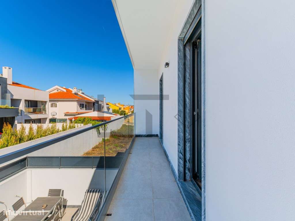 Fantástica Moradia T4 Moderna com Vista Mar, Jardim e Estacionament...-41