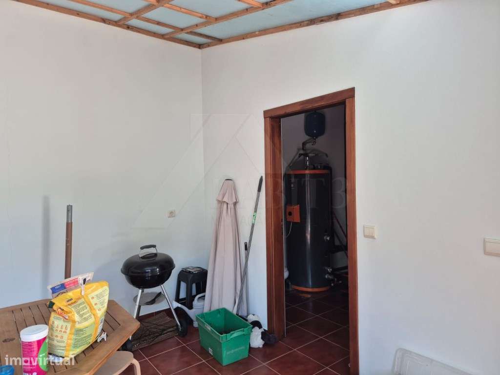 Moradia T4 com Suite, Jardim e Garagem - Centro de Ponte de Lima-47