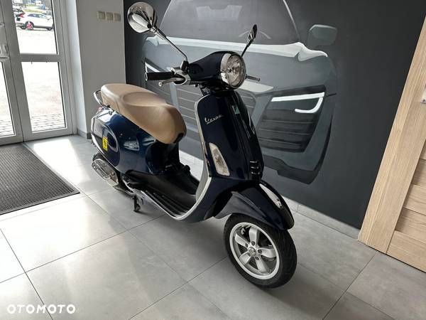 Vespa Primavera - 2