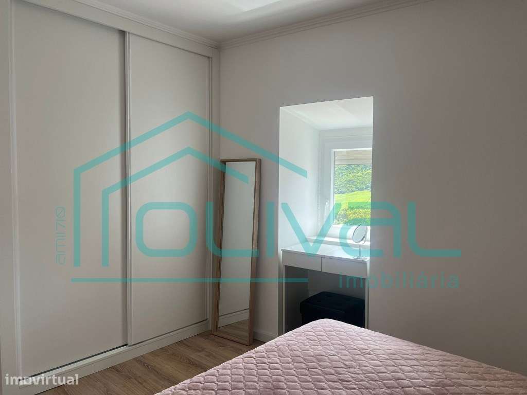 **Vivenda T2 Remodelada com Terraço em A-dos-Melros, Alverca do Rib...-10