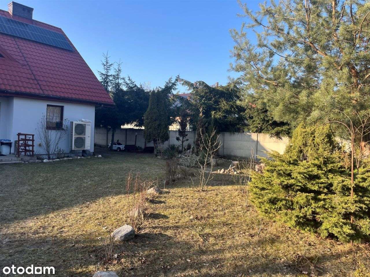 Ładny Dom z Dala od Zgiełku !!!-10