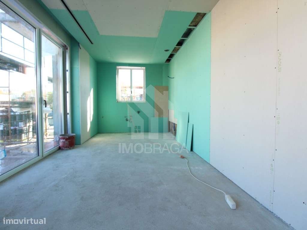 Venda Apartamento T2Cobertura com Terraço Novo, em Real, Braga-5