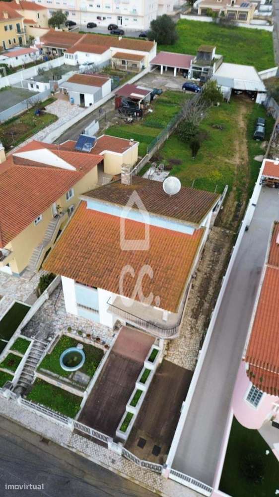 Moradia T3 com Garagem e Lote de 1110 m² – São Julião do Tojal, Loures-19