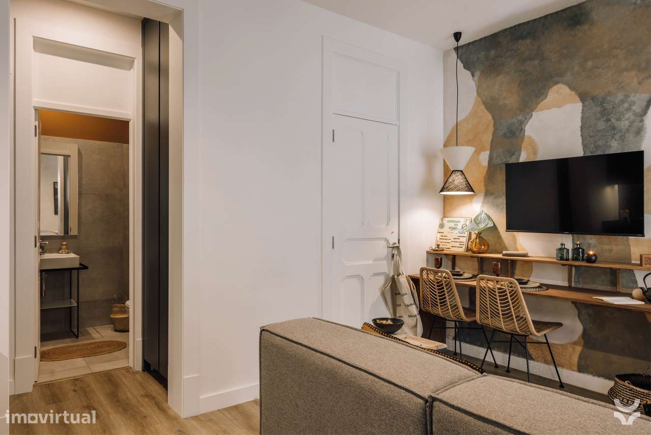Apartamento T1 em Campo Pequeno-8
