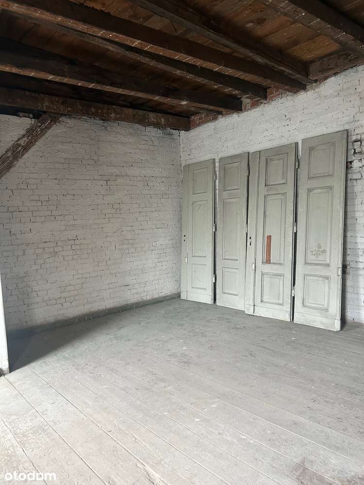 Apartament do własnej aranżacji w centrum Koźla-3