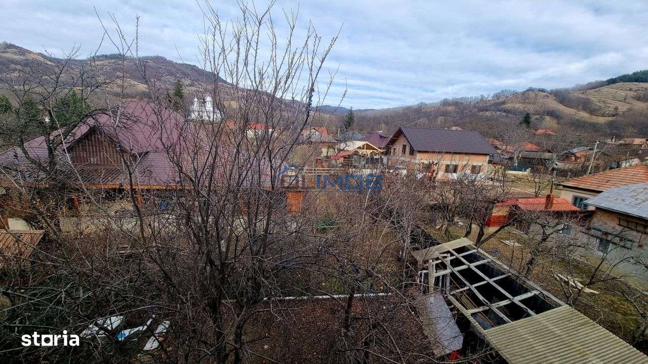 Casa in Chiojdu, Buzau – Plaiul Bascilor Ideala pentru Pensiune, Cas-16