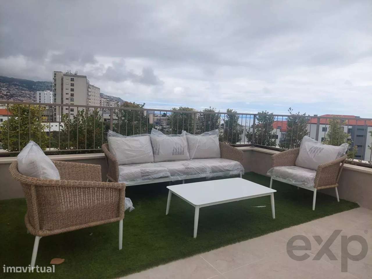 Apartamento T3 com Piscina e Vista Baia do Funchal - Grande imagem: 4/60