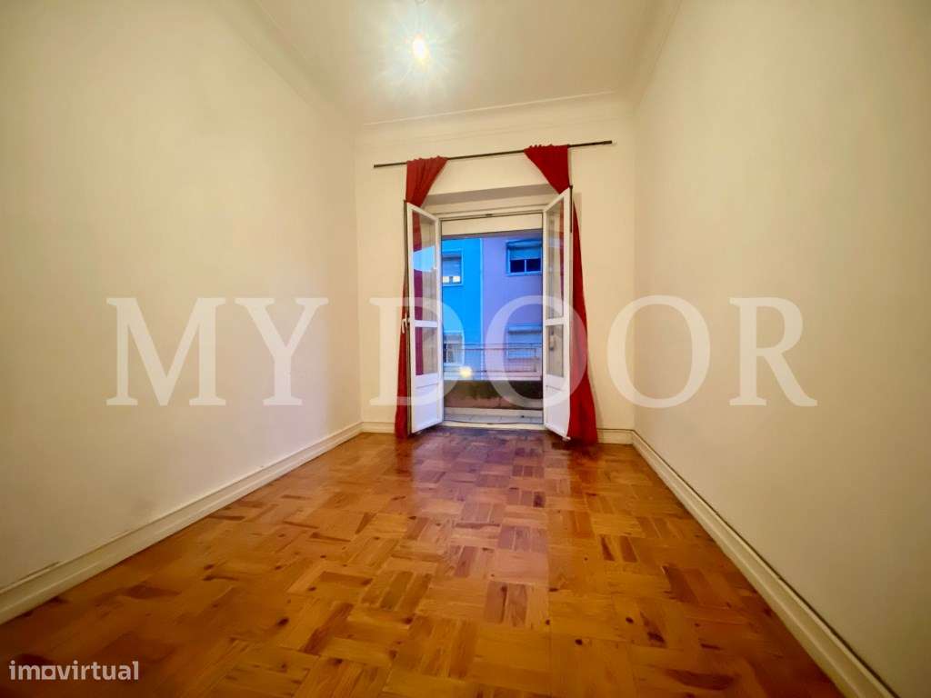 Apartamento T1 em Moscavide - 2º Andar - VARANDA-7