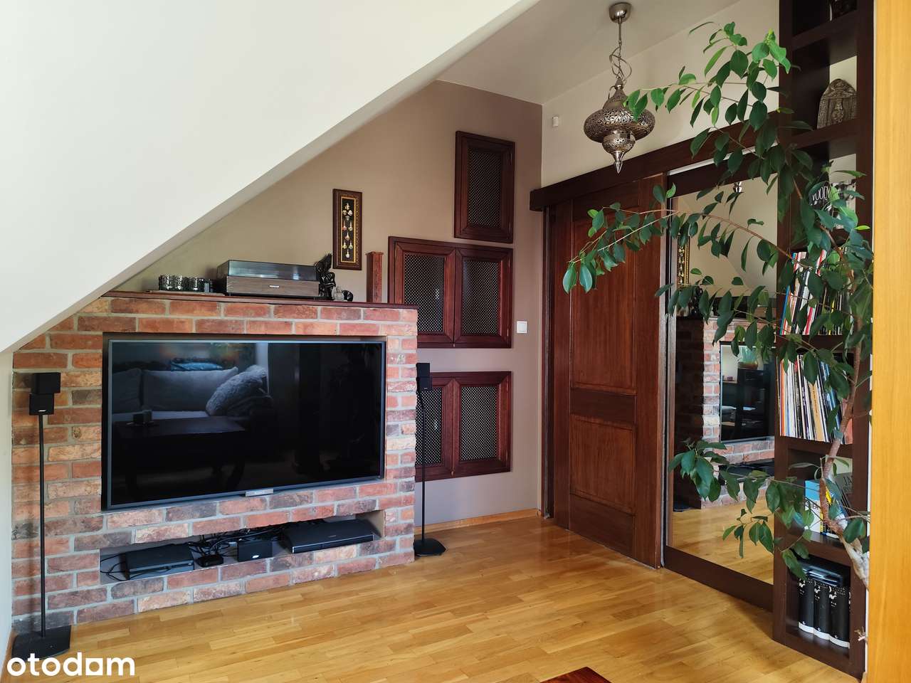 Dom parterowy 244m2, 6 pokoi, gazowe, garaż, działka 1168m2 MIECHOWICE-1