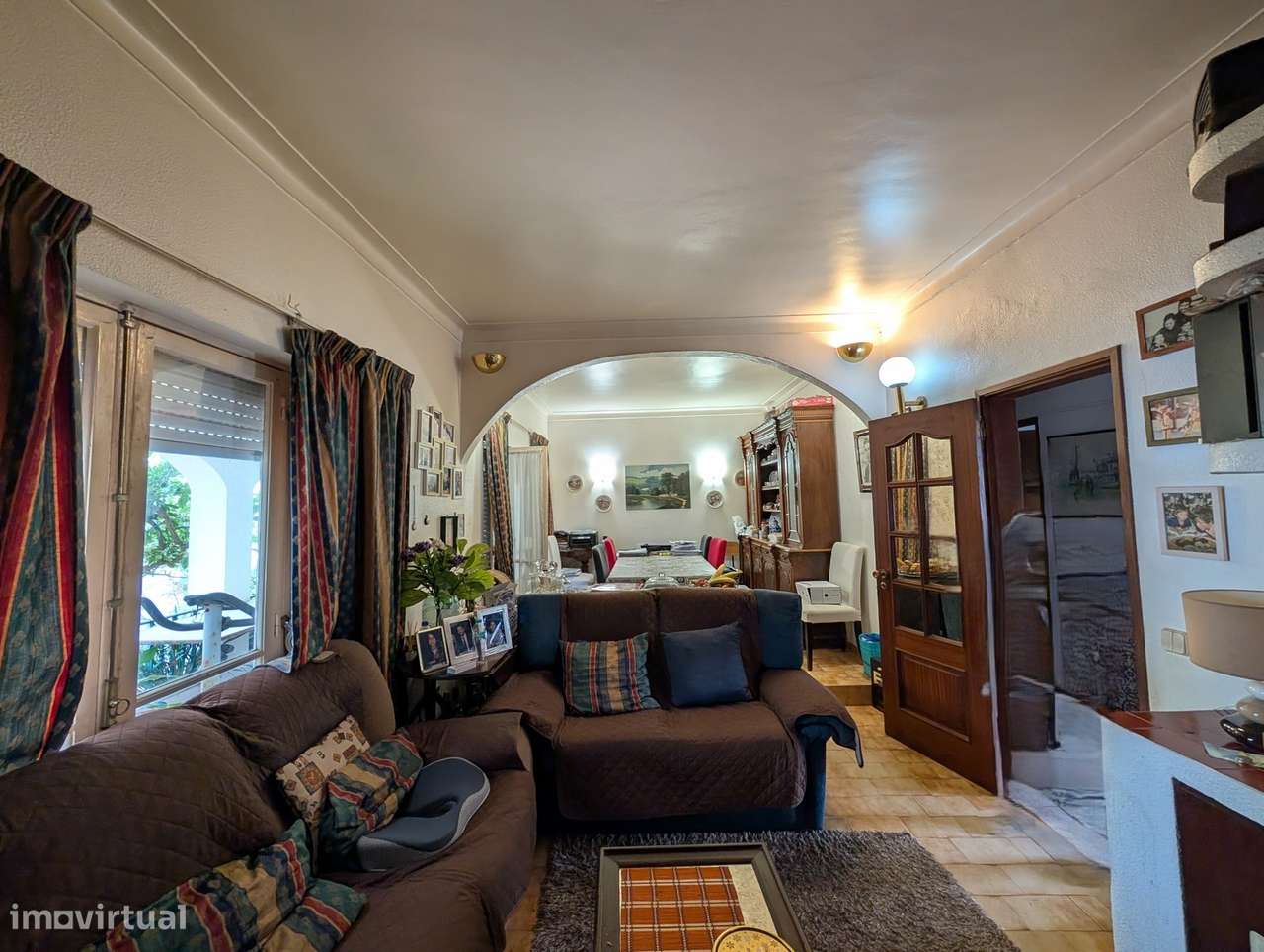 Excelente moradia centro Costa Caparica-41