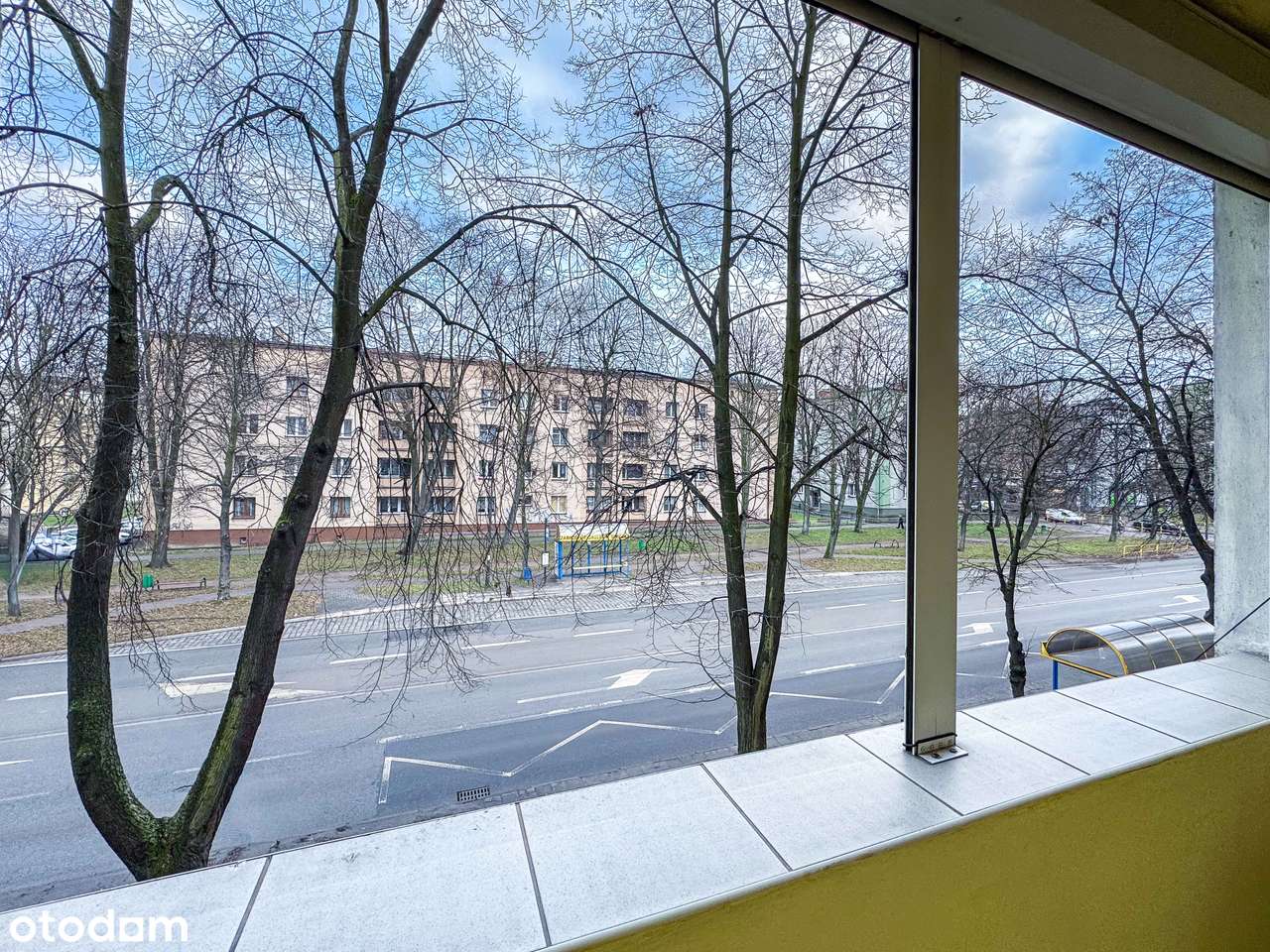 Mieszkanie z duszą i loggią – przestrzeń do życia w sercu Zabrza-9