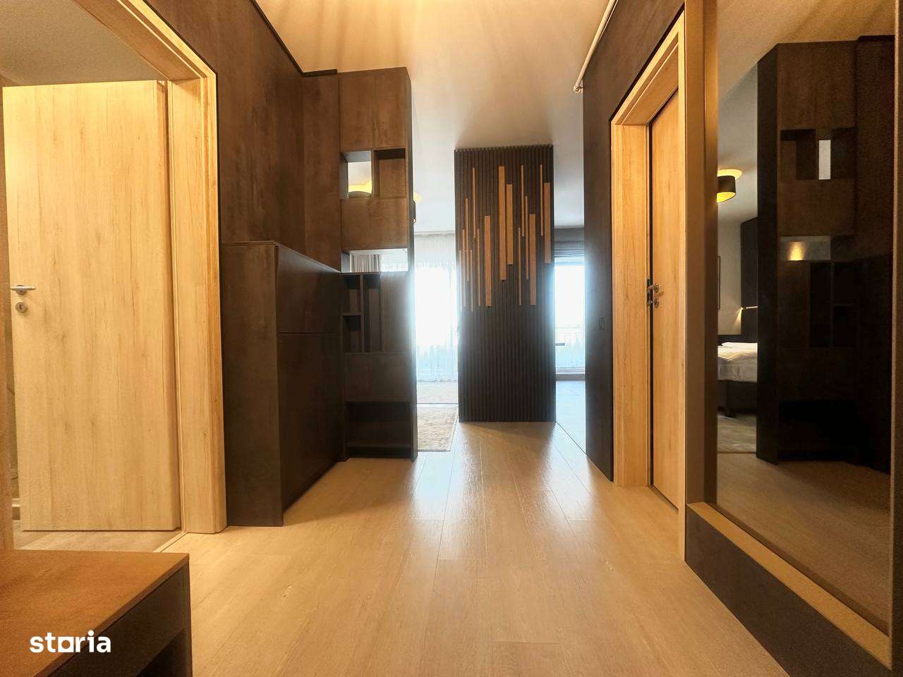 Garsoniera de inchiriat Eleven Residence Mall Coresi - Imagine principală: 5/8