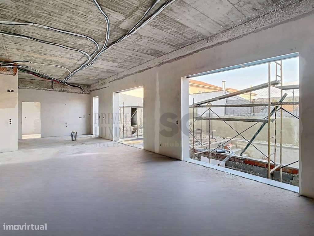 Moradia T4 Azeitão Térrea Isolada com Garagem Piscina-16