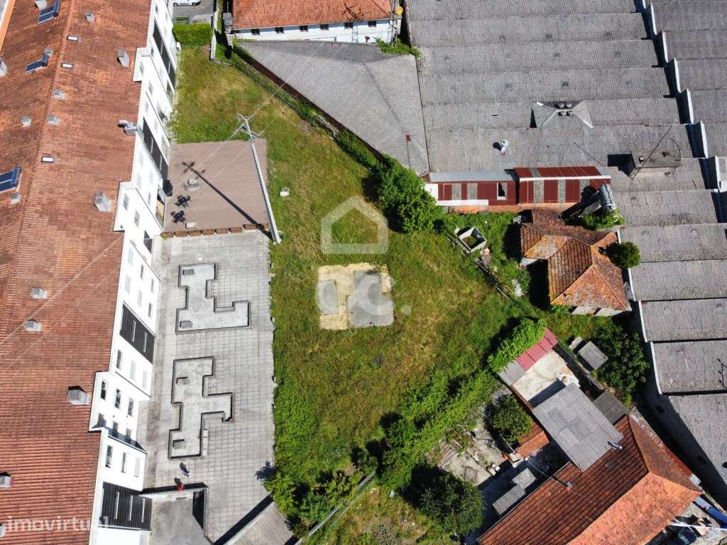 Terreno Rústico em São Martinho do Campo com 1000m2 - Grande imagem: 4/10