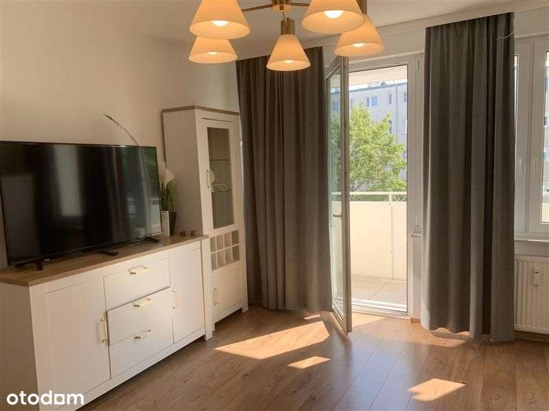 apartament 2 pokoje Centrum/balkon/m-ce postojowe-1