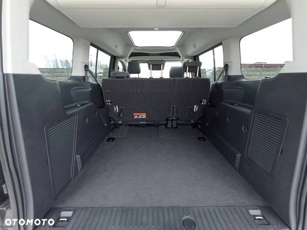 Ford Tourneo Connect - 32